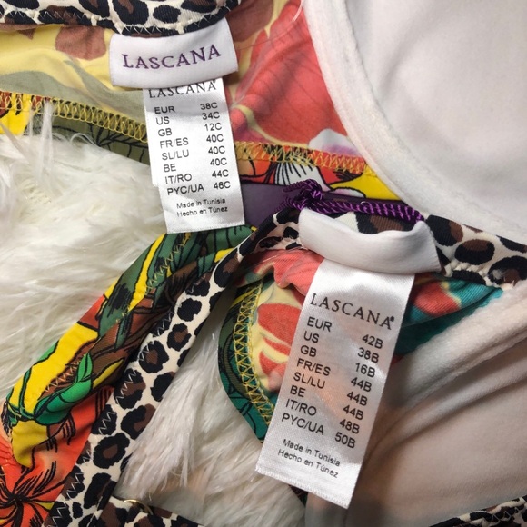 LASCANA Tropical Floral Bikini Top - Picture 15 of 16